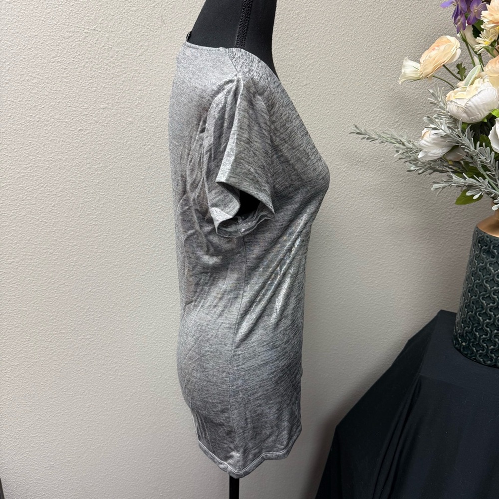 NWT INC Silver Metallic V-Neck Short Sleeve Top Shimmer Stretchy Large - Picture 4 of 9